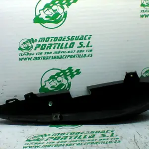 Foto de Carcasa lateral trasera izquierda Keeway RKV 125 referencia 326-22-42270 foto 2