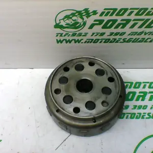 Foto de Plato magnetico Daelim S3 125 I referencia 75-21-29257
