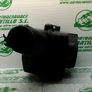 Foto de Caja de filtro Suzuki GN 250 referencia 152-21-39486