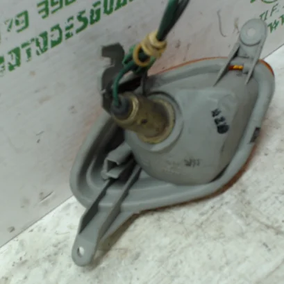 Foto de Intermitente delantero derecho Yamaha Cygnus flame 125 referencia 271-20-30360
