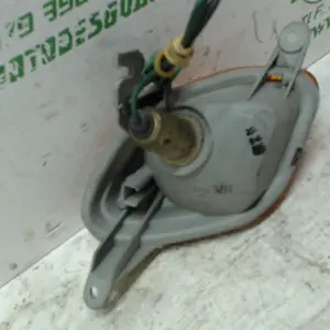 Foto de Intermitente delantero derecho Yamaha Cygnus flame 125 referencia 271-20-30360