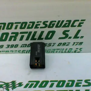 Foto de Relé Suzuki TU 250 referencia 143-19-20052 foto 3