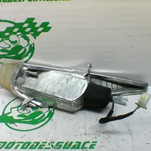 Foto de Intermitente delantero derecho Honda Dylan 125 referencia 352-22-38691 foto 7