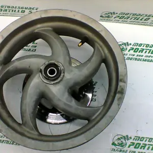 Foto de Llanta delantera Piaggio FLY 125 4T referencia 75-19-18459 foto 3