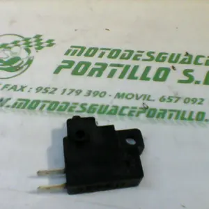 Foto de Sensor de freno delantero Kymco Super Dink 125 referencia 15-23-41679 foto 7