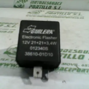 Foto de Relé Suzuki Burgman 150 Carburacion referencia 100-17-8891