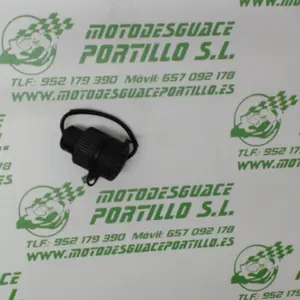Foto de Toma de corriente Sym Gts 125 referencia 111-16-1209