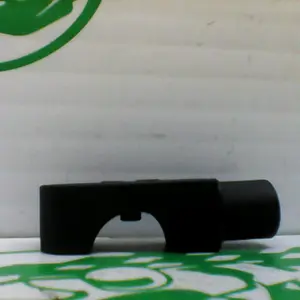 Foto de Soporte de retrovisor izquierdo Kymco GRAND DINK 125 referencia 225-22-40068 foto 2