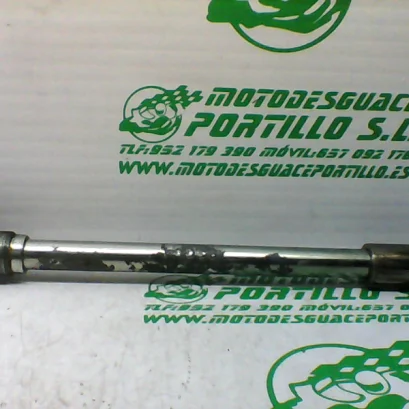 Foto de Eje del basculante Honda CBR 900 R referencia 364-19-28391