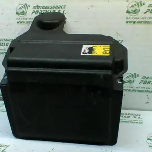 Foto de Tapa batería Derbi VARIANT SPORT 125 referencia 28-18-11980 foto 2