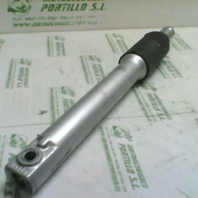 Foto de Barra horquilla derecha Kymco People´s 125 referencia 171-17-13218