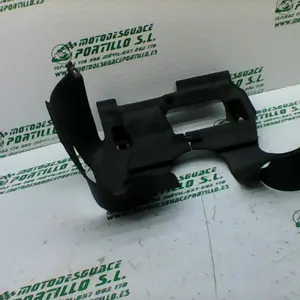 Foto de Guarda polvo Honda Silver wing 600 referencia 122-19-20254 foto 5