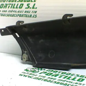 Foto de Carcasa lateral trasera izquierda Piaggio X9 125 referencia 244-19-24234 foto 10