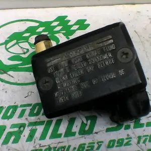 Foto de Bomba de freno delantero Kawasaki Gpz 500 referencia 132-18-43261 foto 4