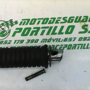 Foto de Reposapies trasero izquierdo Suzuki TU 250 referencia 143-19-20069 foto 3