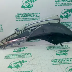 Foto de Carcasa lateral izquierda Kymco MILER 125I referencia 151-24-48124