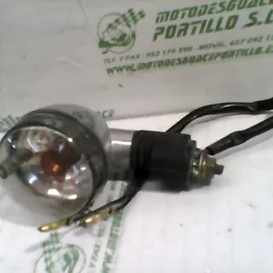 Foto de Intermitente trasero izquierdo Hyosung Aquila 650 07-08 referencia 64-17-6031