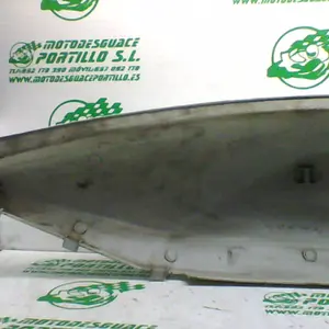 Foto de Carcasa bajo asiento Kymco Super Dink 125 referencia 100-22-36559 foto 15