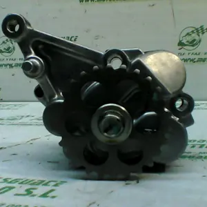 Foto de Bomba de aceite Honda CBR650 FA referencia 104-18-13473 foto 2