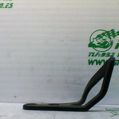 Foto de Protector de estribera delantera derecha Suzuki Intruder 250 referencia 45-22-32936