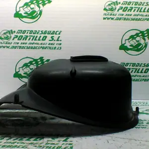 Foto de Guarda polvo Aprilia Sport city 250 inyeccion 09-10 referencia 109-21-39579 foto 1