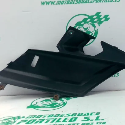 Foto de Quilla derecha Yamaha XMAX 250 referencia 213-19-37423