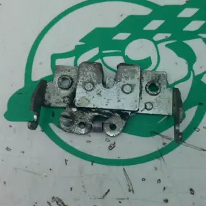 Foto de Cerradura del asiento Honda PS 125 referencia 106-24-47759 foto 5