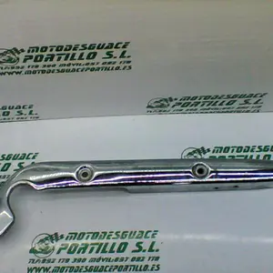 Foto de Embellecedor lateral izquierdo Suzuki Marauder 125 referencia 46-19-17584 foto 6