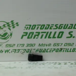 Foto de Interruptor de puerta trasera Piaggio X8 125 referencia 177-16-1849