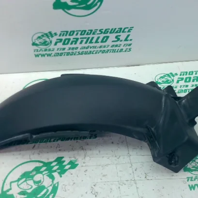 Foto de Guardabarro trasero Kymco PEOPLE S 125 referencia 369-23-46709