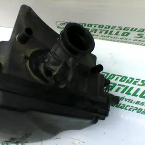 Foto de Caja filtro Yamaha YBR 125 i referencia 171-21-30502 foto 9
