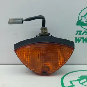 Foto de Intermitente delantero izquierdo Piaggio FREE 50 referencia 262-20-44339 foto 3