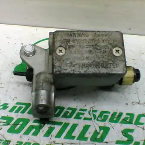 Foto de Bomba de freno trasero Yamaha Xenter 125 referencia 446-22-40676 foto 6
