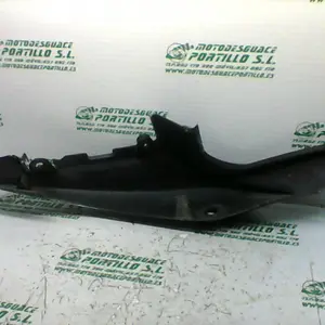 Foto de Carcasa lateral trasera izquierda Suzuki SV 650 S referencia 332-19-24975 foto 2