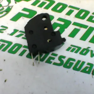 Foto de Sensor de freno delantero Peugeot tweet 125 referencia 212-19-21836 foto 6