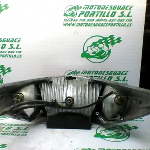 Foto de Piloto trasero Yamaha Cygnus x 125 2007 referencia 162-20-26459 foto 6