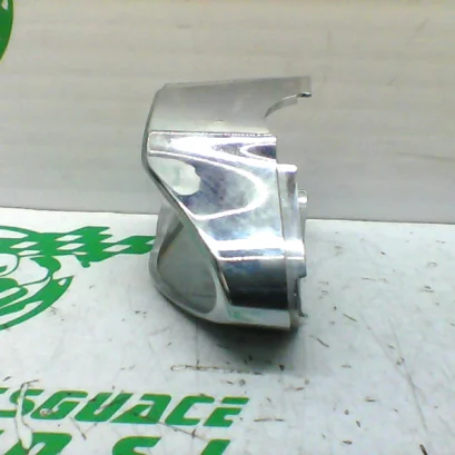 Foto de Embellecedor de cabezón derecho Vespa PRIMAVERA 125 ABS referencia 113-22-34918