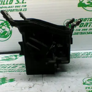 Foto de Caja batería Honda Pcx 125 referencia 181-23-46273 foto 14