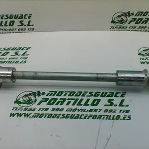 Foto de Eje de rueda trasera Suzuki Marauder 125 referencia 46-19-17671 foto 4
