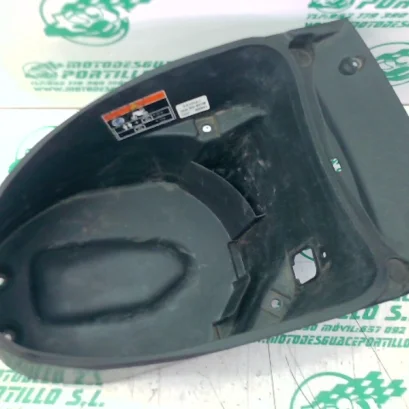 Foto de Porta-casco Honda SH 300 I referencia 364-23-46046