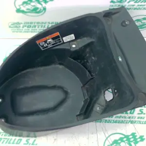 Foto de Porta-casco Honda SH 300 I referencia 364-23-46046