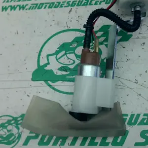 Foto de Bomba gasolina Piaggio BEVERLY 300 I referencia 452-23-46588 foto 4