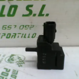 Foto de Sensor de caja filtro Suzuki V Strom 650 referencia 129-16-11001 foto 5
