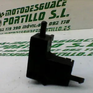 Foto de Sensor de embrague Yamaha Fazer 600 s referencia 144-16-18650 foto 3