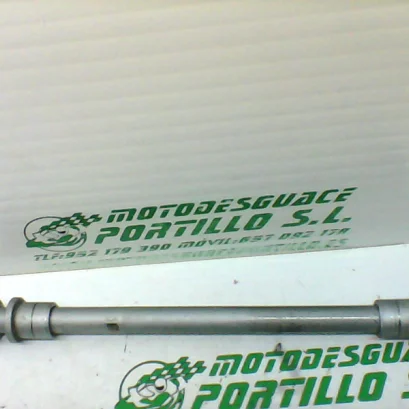 Foto de Eje de rueda delantera Honda S-wing 125 referencia 241-19-22749