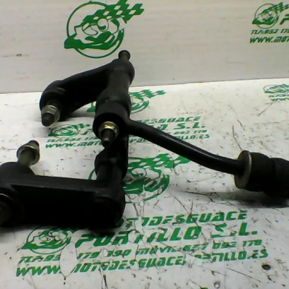 Foto de Soporte de motor Kymco GRAND DINK 125 referencia 225-22-40051