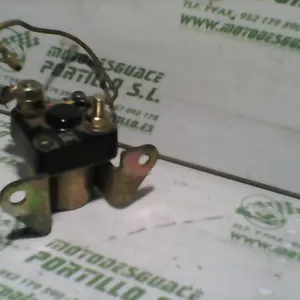 Foto de Relé Suzuki GN 250 referencia 192-17-33151 foto 4