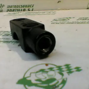 Foto de Soporte de retrovisor derecho Kymco Super Dink 125 referencia 15-23-41678 foto 2