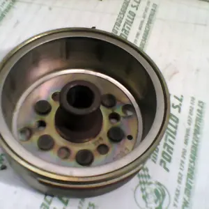 Foto de Plato magnetico Yamaha TEOS 125 referencia 47-17-4872