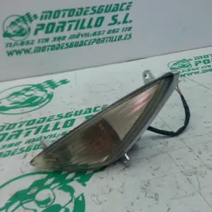 Foto de Intermitente delantero izquierdo Honda SH 125 00-04 referencia 382-22-39365 foto 6